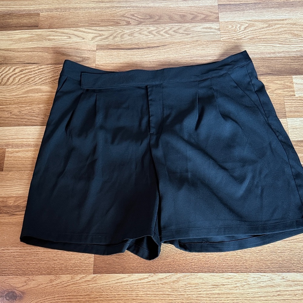 Elegant Black Women's Bermuda Shorts